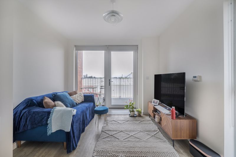 Living room- click for photo gallery
